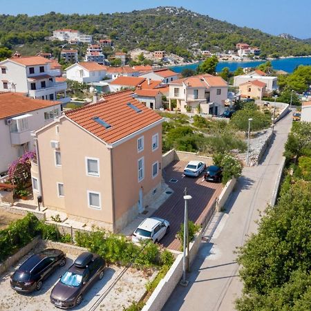 Villa Tea Ražanj Exteriér fotografie