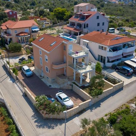 Villa Tea Ražanj Exteriér fotografie
