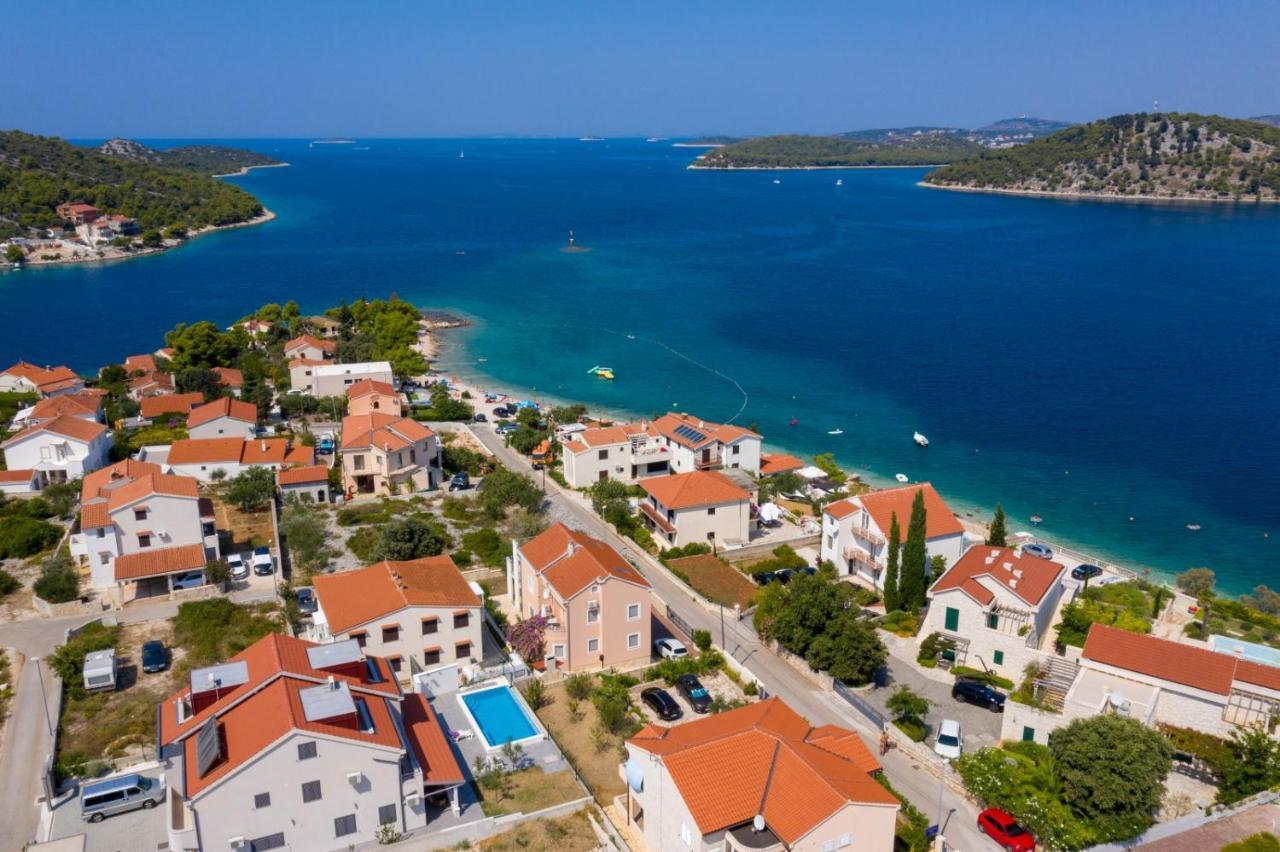 Villa Tea Ražanj Exteriér fotografie