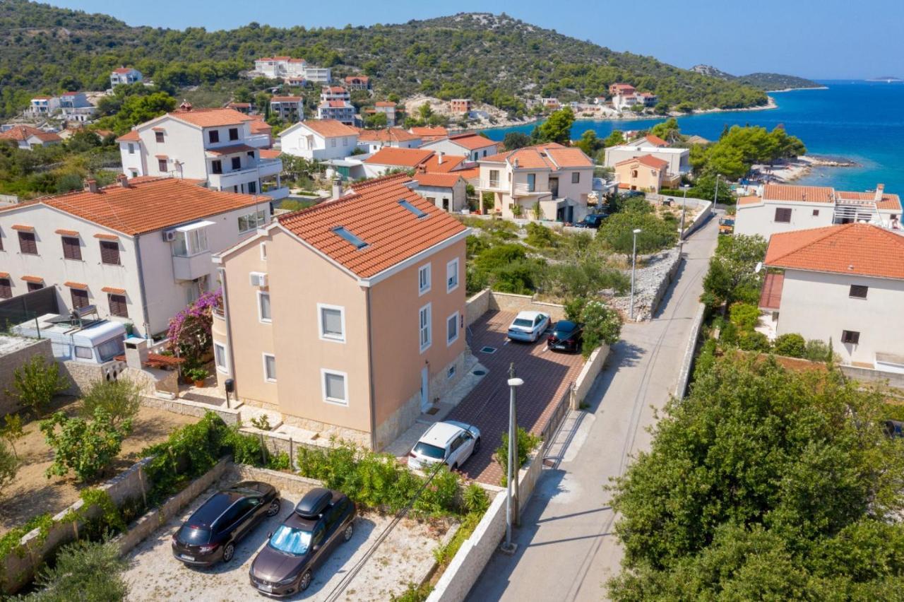 Villa Tea Ražanj Exteriér fotografie