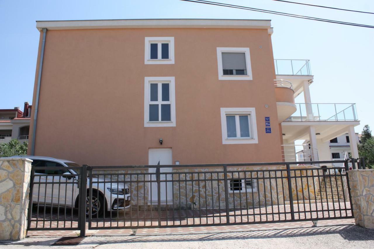 Villa Tea Ražanj Exteriér fotografie