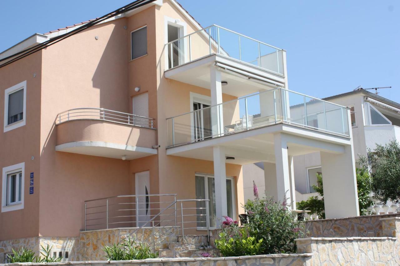 Villa Tea Ražanj Exteriér fotografie